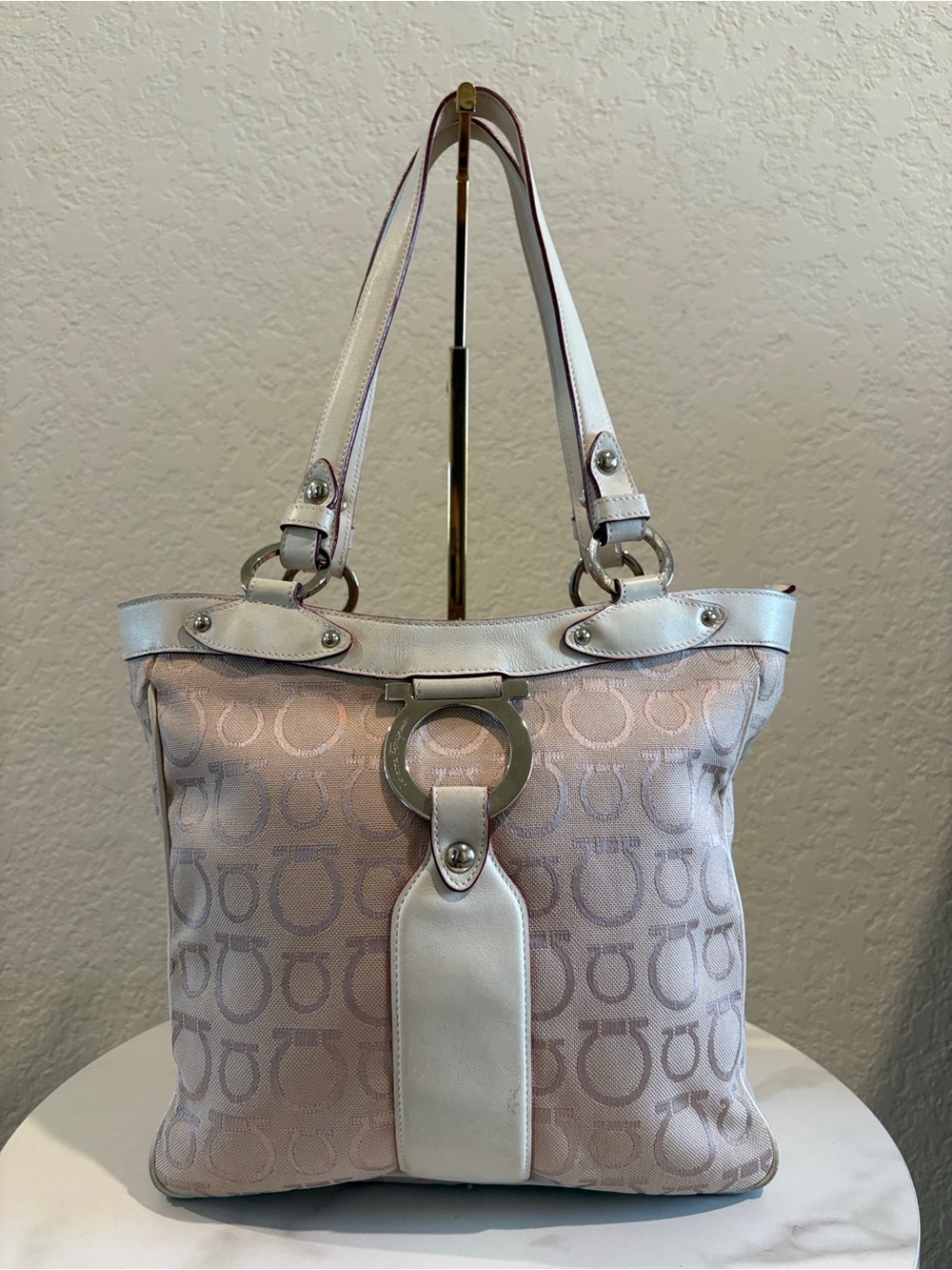 Salvatore Ferragamo Shoulder Tote Bag in Light Pink & White Canvas